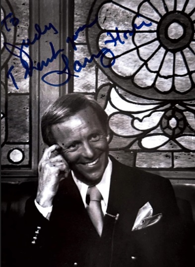 Autogramme_ein_Ka_fig_voller_Helden_10