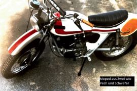 Moped_aus_Zwei_wie_Pech_und_Schwefel