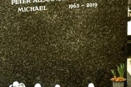 Peter_Alexander_Grab_1